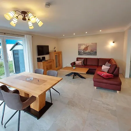 Ostsee Sonnengarten Holiday home Altefahr